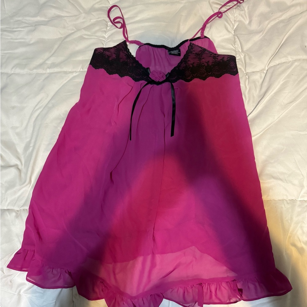 Elegant Pink Lace Trim Nightgown
